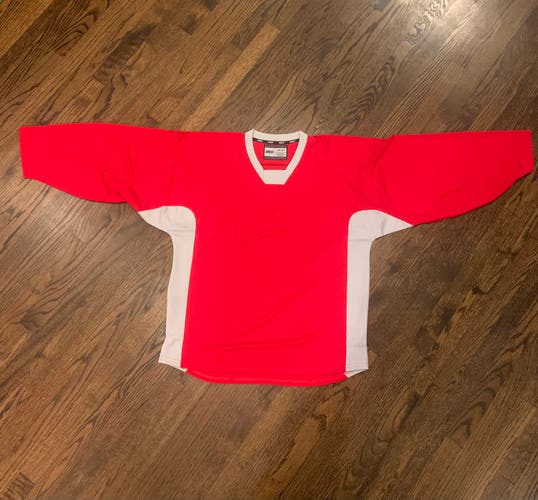 Multiple Available NEW - SR Medium Red/Grey Midweight Practice Jerseys. Qty 9 Avail