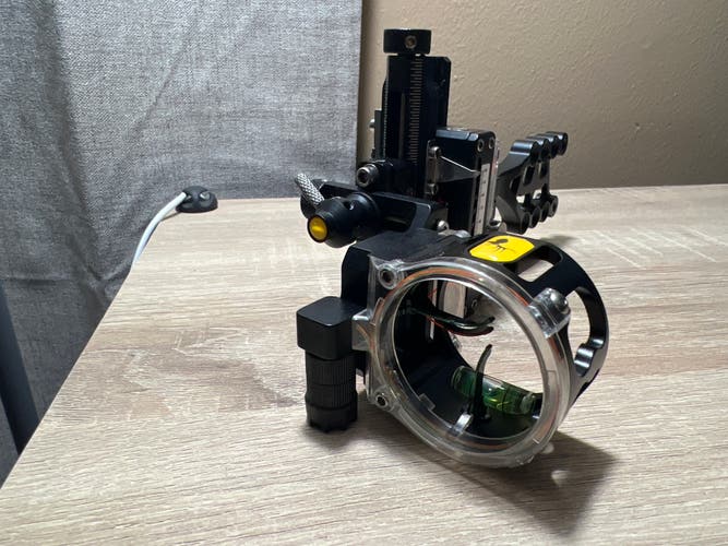 Trophy Ridge React Trio Pro Compound bow sight