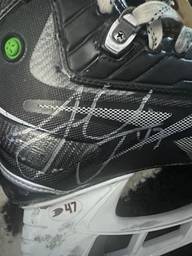 Hampus Lindholm 2017-2018 Game Used Autographed / signed skates