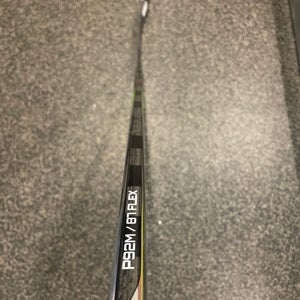 Senior Left Hand P92M Vapor Hyperlite 2 Hockey Stick
