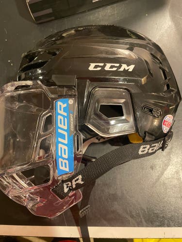 Used Medium CCM Tacks 210 Helmet