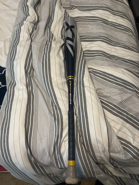BBCOR Certified Easton (-3) 30 oz 33" Alpha ALX Bat