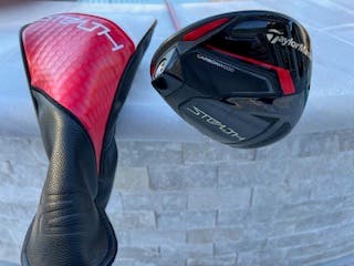 Men's Used TaylorMade Right Handed Stealth Driver Regular Flex 12 Loft