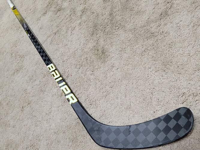 TY HENNES 21'22 Pittsburgh Penguins NHL COACHES Game Used Hockey Stick COA