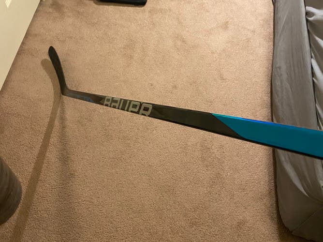Brand New Bauer Nexus Sync RH P88 70 Flex