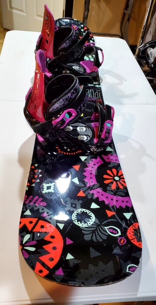 Used Kid's Small K2 Vandal 129cm Snowboard Bindings size Small Freestyle Flat.