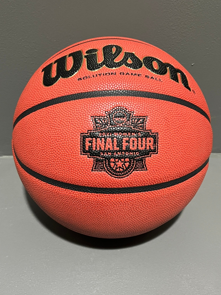 Wilson NCAA Women’s-Solution Indoor Game Basketball - NWT- 28.5 -  Final Four 2021