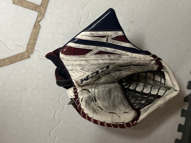 Used Regular CCM EFLEX 4 Pro Stock