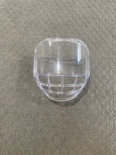 Slightly Used Senior Bauer Concept 3 Full Bubble No Clips