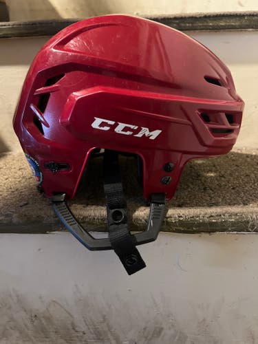 Harvard  used Medium CCM Tacks 310 Helmet