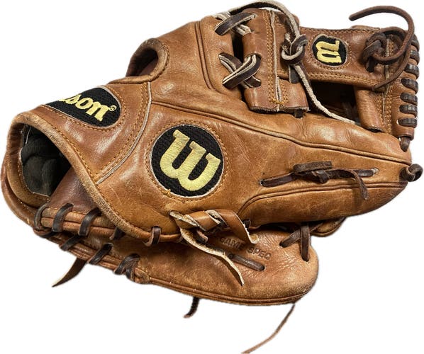Wilson A2000 DP15GM Infield 11.5" Glove