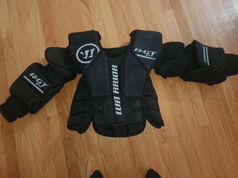 Warrior R/GT2 intermediate - large/XL goalie chest protector