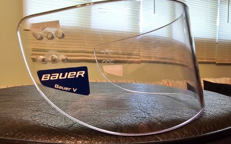 Used Large Bauer Pro Straight Visor Clear Visor
