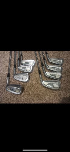 Used Right Handed Stiff Flex Steel Shaft T Zoid Iron Set