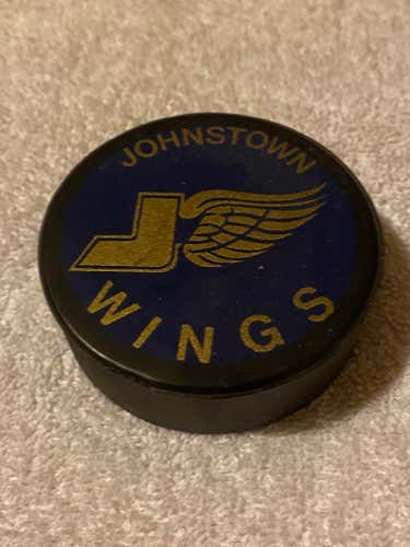 Vintage Johnstown Wings Northeastern Hockey League 1978-1979 Official Hockey Game Puck