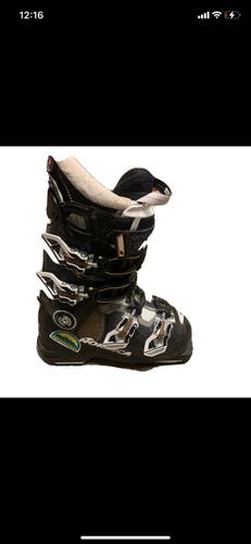 Nordica 115w Women’s Ski Boots 22.5 alpine with hotronics capable foot bed.