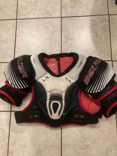 Senior Used Large Bauer Vapor Shoulder Pads