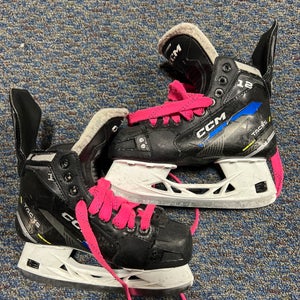 Used Junior CCM Tacks AS-570 Hockey Skates D&R (Regular) 3.5 - Junior