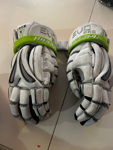 Used Warrior Medium Evo Pro Lacrosse Gloves