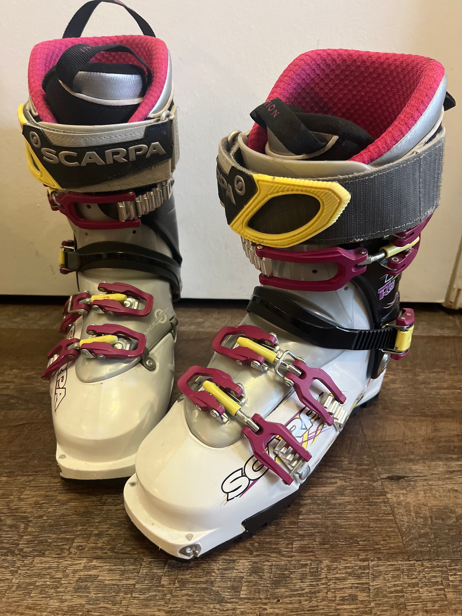 Women's Used Scarpa Alpine Touring Ski Boots