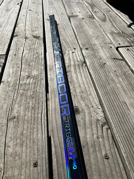 Senior Right Handed P29 RibCor Trigger 7 Pro Hockey Stick