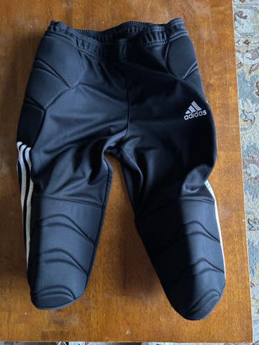 Used Adidas mens Tierro GK 3/4 Pants
