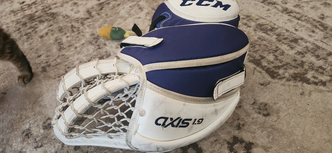 Used Regular CCM Axis 1.9 Blocker AND Glove