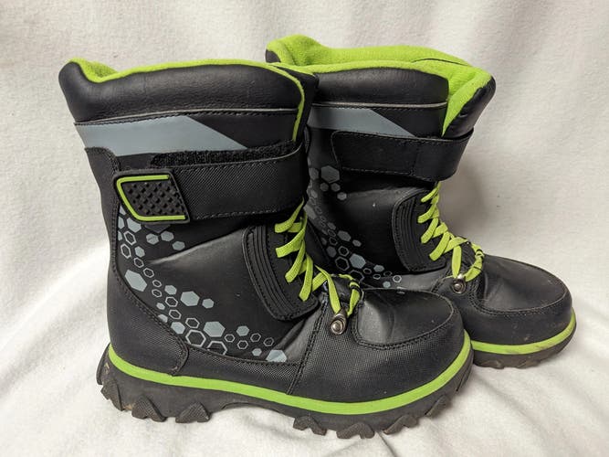 Wonder Nation Insulated Waterproof Hiking Boots Size 6 Color Black Condition Use