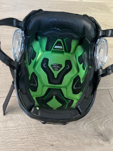 Used Small Bauer Hyperlite Helmet