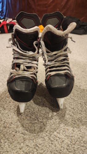 Used Senior CCM JetSpeed FT490 Hockey Skates Regular Width 8