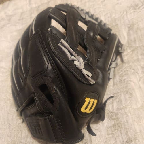 Wilson A2449 Softball Elite RHT Softball Glove 13" with Custom Fit & Top Grade Leather