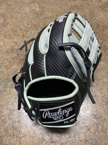 Like New Rawlings Heart Of The Hide