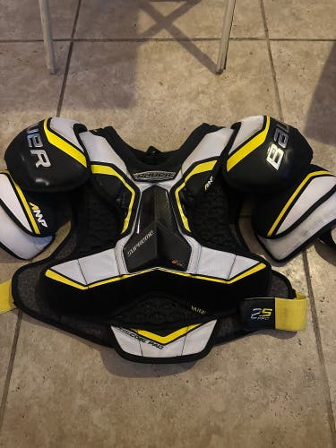 Used Medium Bauer  Supreme 2S Pro Shoulder Pads