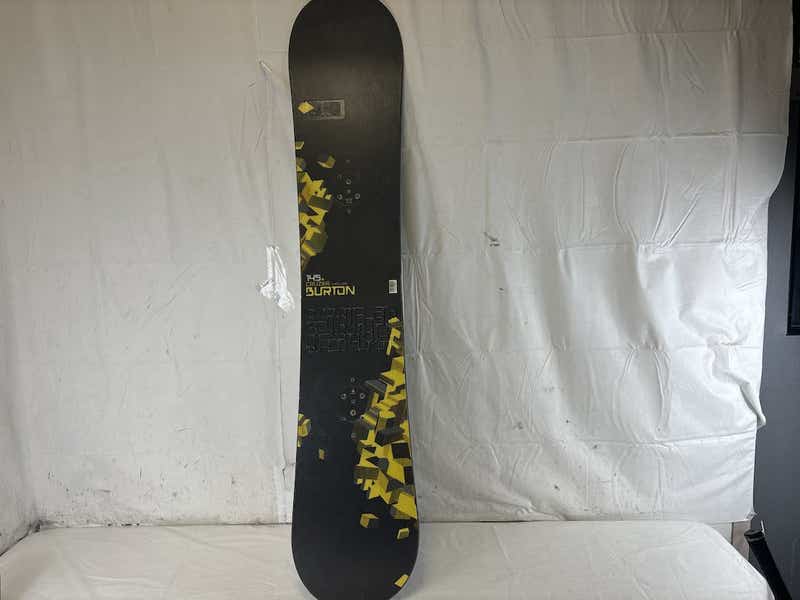 burton 161 snowboard BURTON AIR SNOWBOARD SIZE 161 CM WITH BURTON LARGE BINDINGS | SidelineSwap