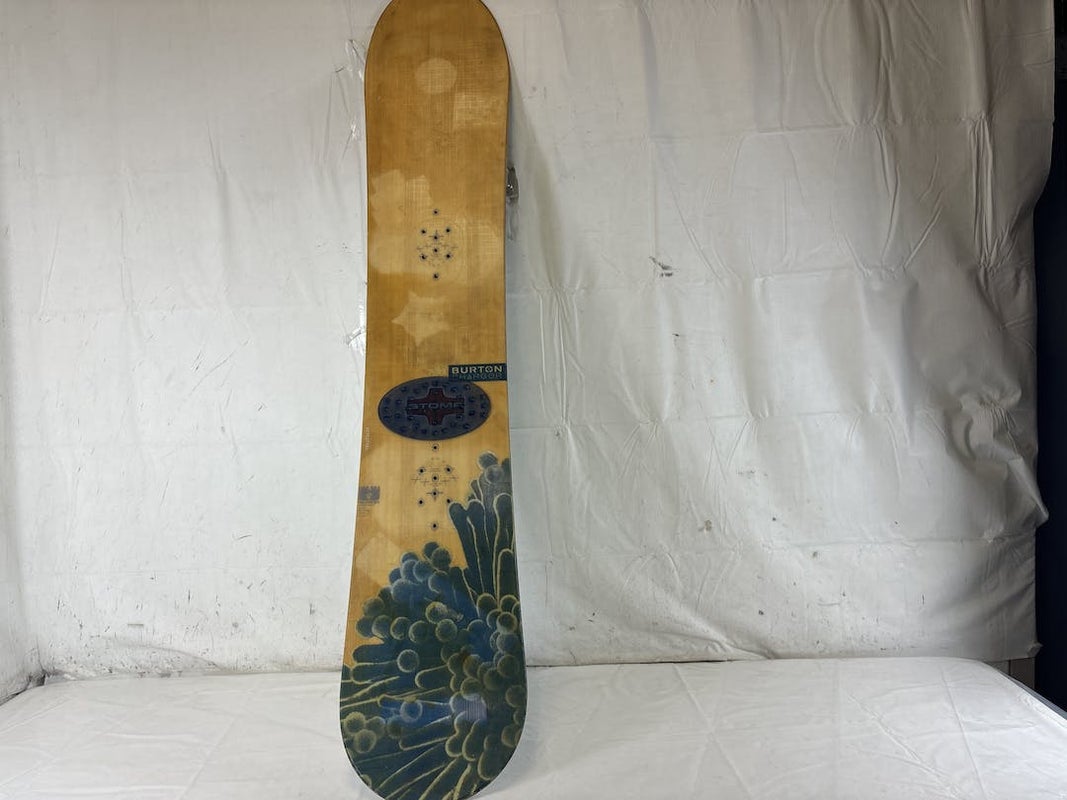Snowboards | Used and New on SidelineSwap