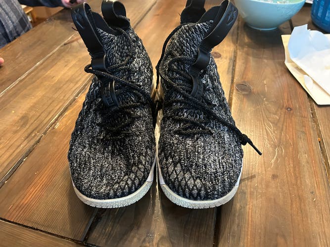 Men's Size Men's 10.5 (W 11.5) Nike lebron 15 Shoes