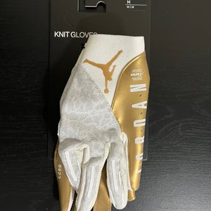 Nike Jordan Vapor Knit 4.0 Football Receiver Gloves Medium White / Metallic Gold