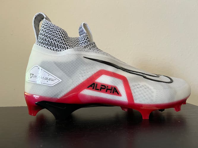 Nike Alpha Menace Elite 3 Men's Size 11 Football Cleats University Red CT6648-103.