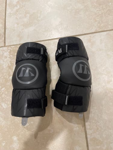 Youth Extra Small / Small Warrior Burn next Arm Pads