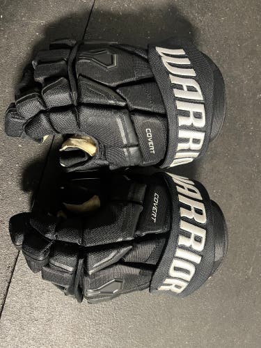 Used Warrior 14" Covert QRE20 PRO Gloves