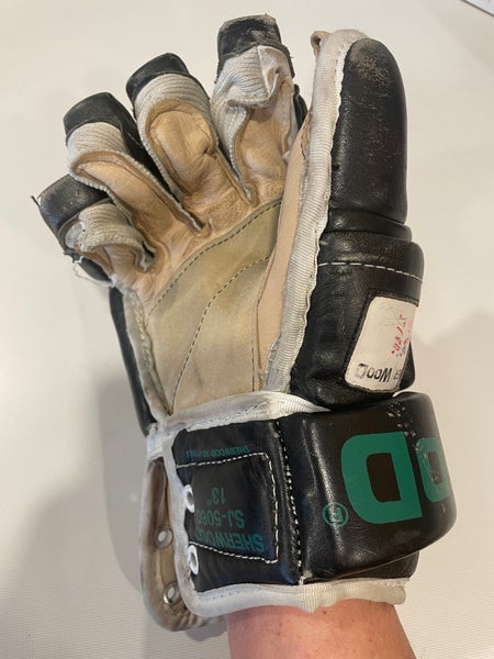 Vintage Sher-Wood Hockey Gloves