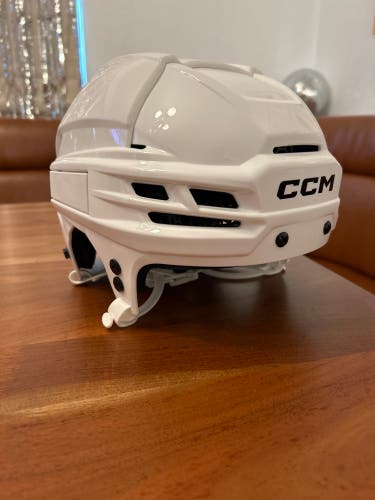 Used Large CCM  tacks 720 Helmet