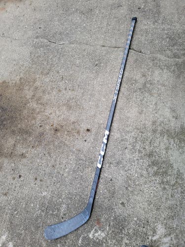 Used Senior CCM Right Handed JetSpeed FT5 Pro Hockey Stick P28 Pro Stock