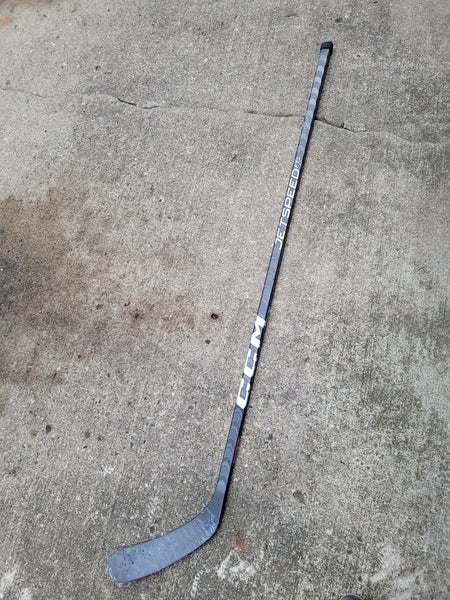 Used Senior CCM Right Handed JetSpeed FT5 Pro Hockey Stick P28 Pro Stock