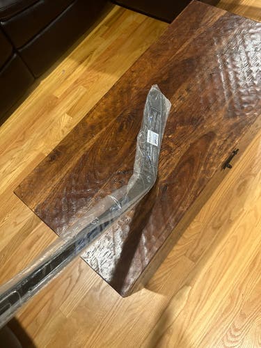 Senior Left Hand P92  Nexus 2N Pro Hockey Stick