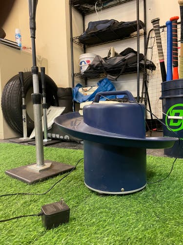 Jugs Toss Machine