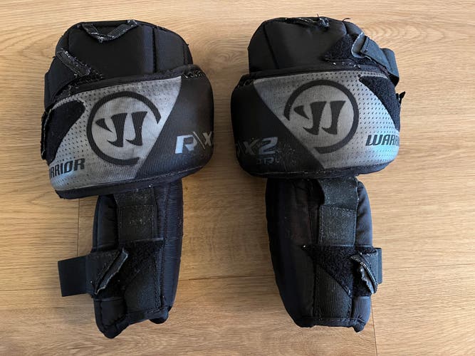 Used Warrior Goalie Knee Pads Junior