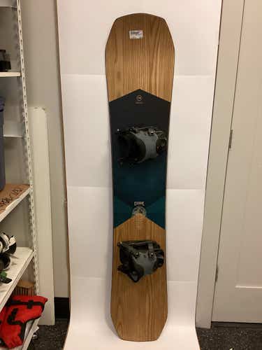 Used Nidecker Escape Series 165 Cm Men's Snowboard Combo