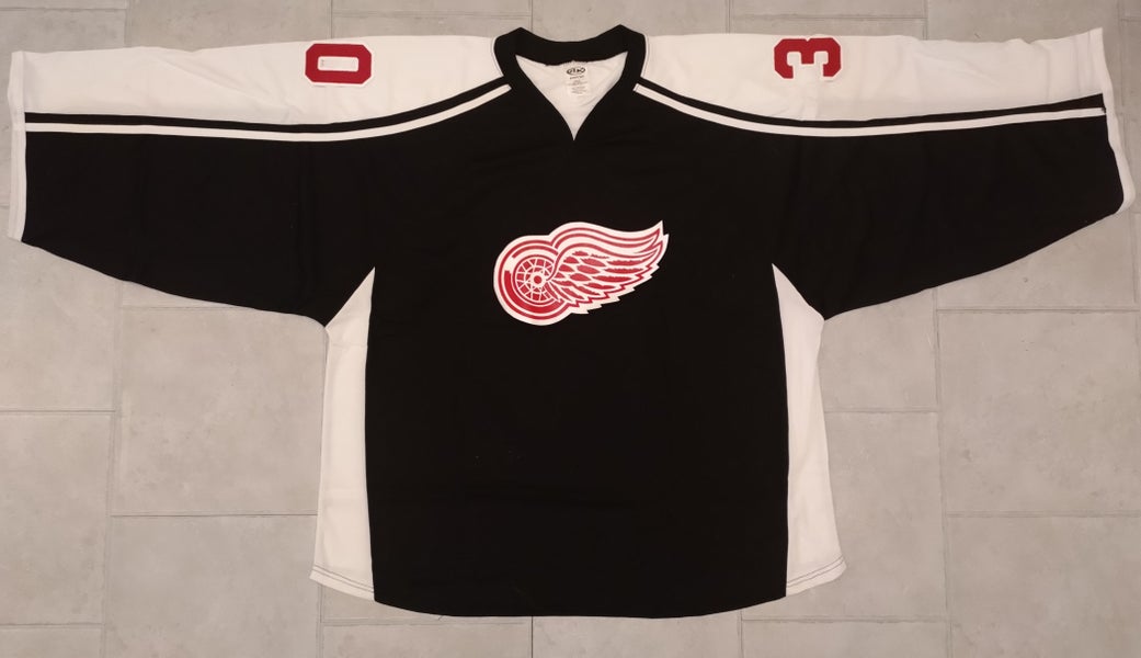 Athletic Knit H7600G " Red Wings" Style Hockey Jersey - 4XL- NEW