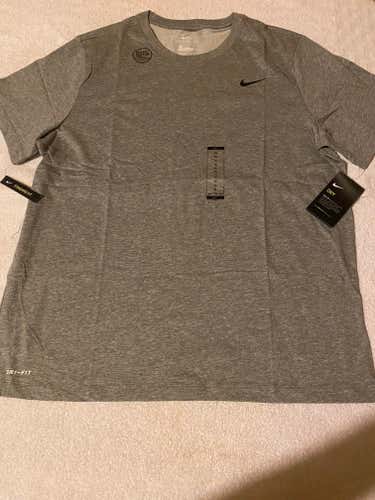 Nike Dri Fit The Nike Tee Short Sleeve Shirt, Size Adult XL
